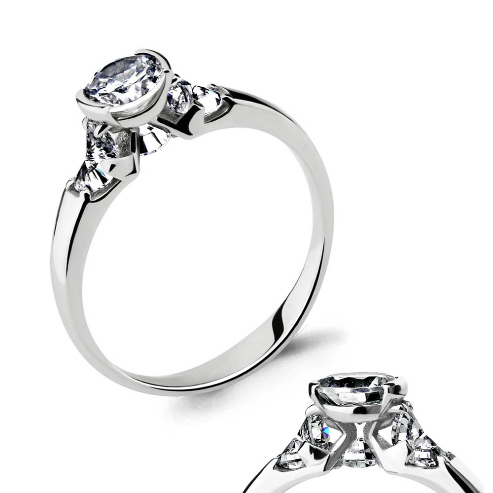 963241 Кольцо из Серебра с фианитами из коллекции "Infinity"