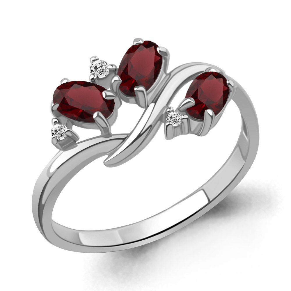 65010103А Кольцо из Серебра с гранатами, фианитами