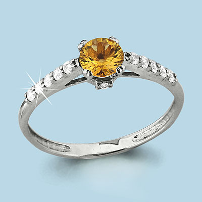6516406А Кольцо из Серебра с фианитами, цитрином