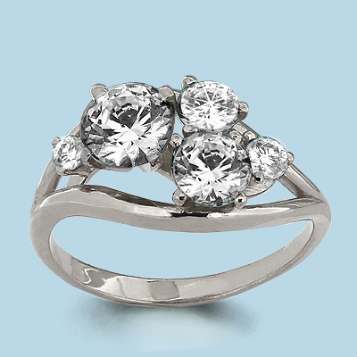 66007 Кольцо из Серебра с фианитами