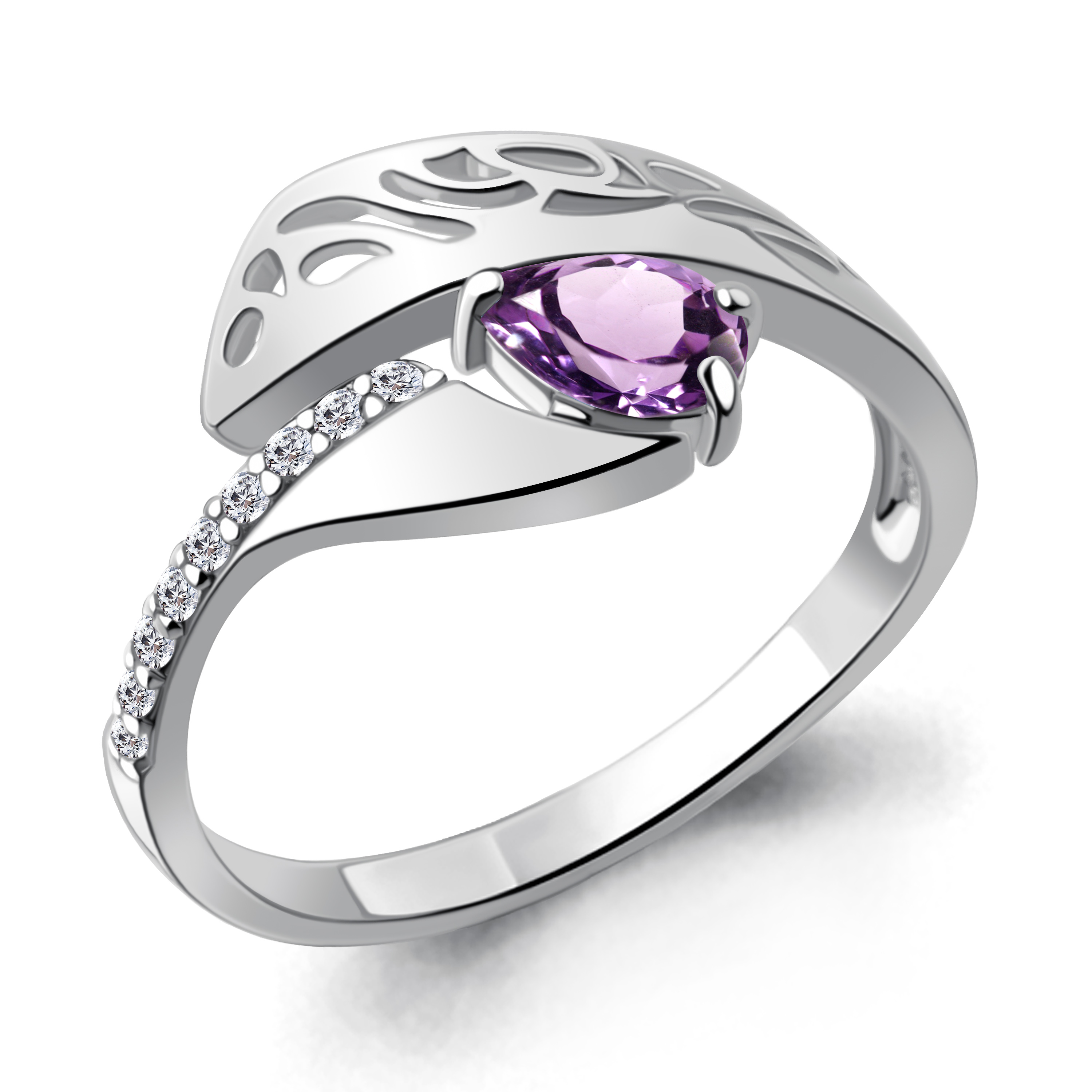 6692804А Кольцо из Серебра с аметистом, фианитами