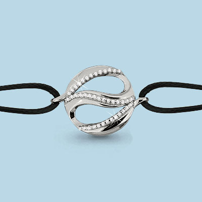 74032А Браслет из Серебра с фианитами, шнурами хлопчатобумажными